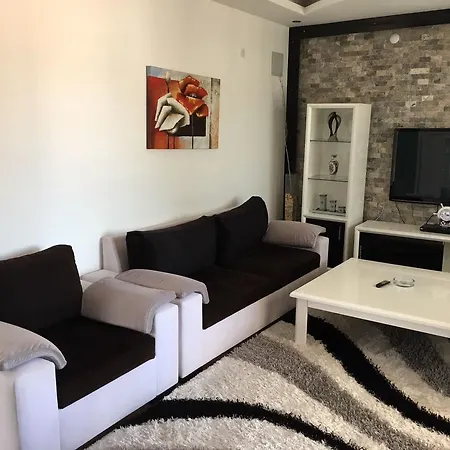 Cettia House 아파트